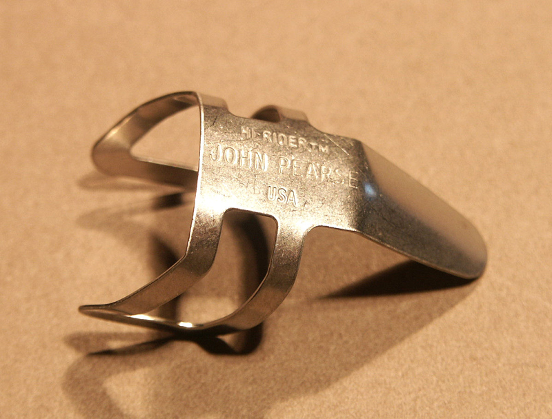 John Pearse Hi Rider Fingerpicks (Pair) Product