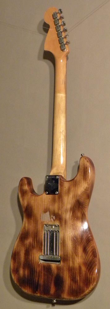 ギター Stratocaster body Bat Shape Electric Guitar Red Body 6 String H Pickups FR
