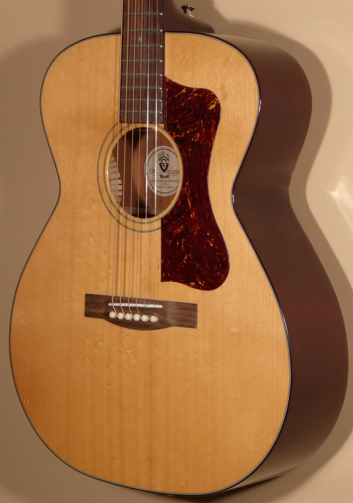 2006 Guild F30 Product