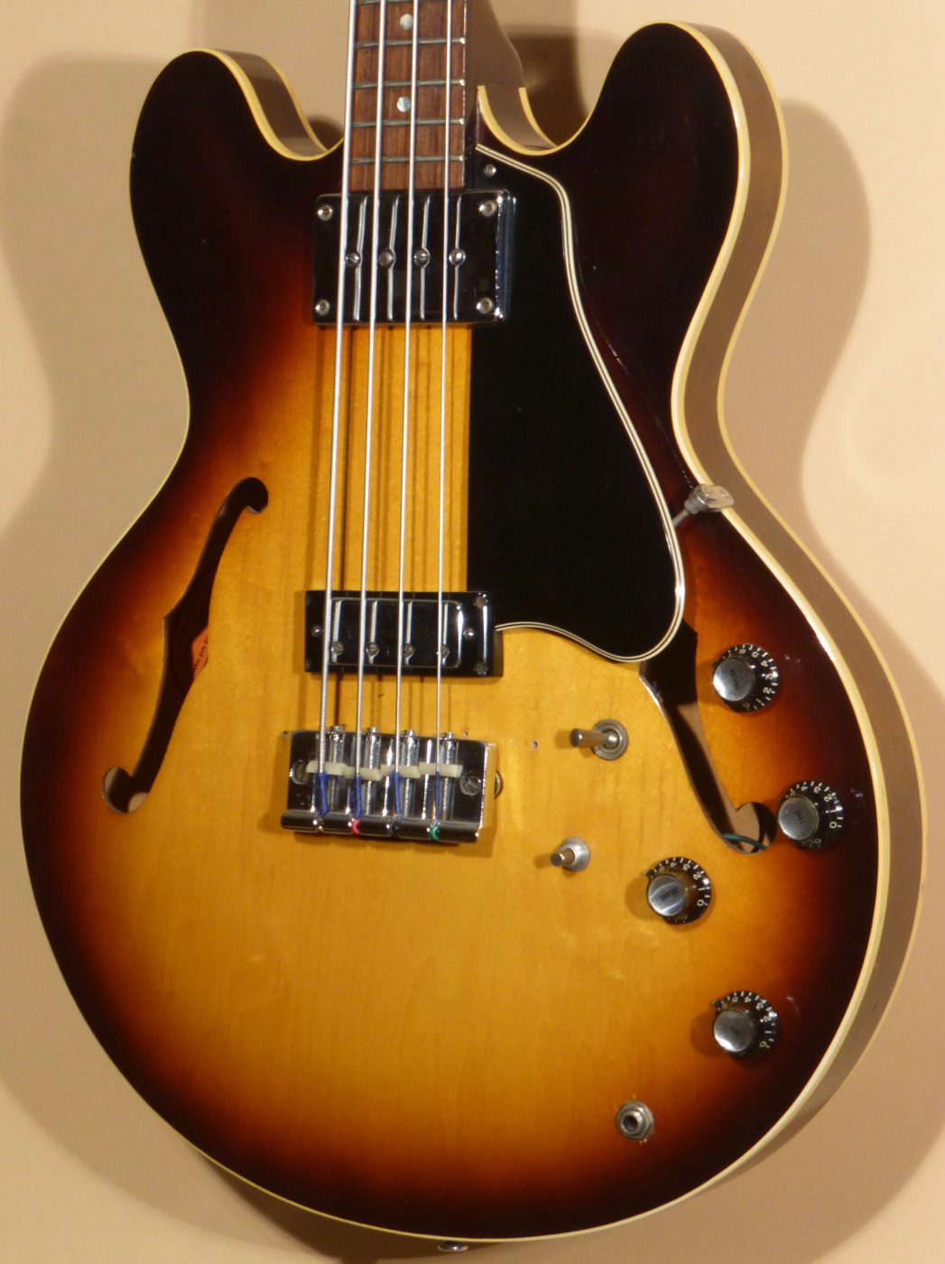 c1966 Gibson EB-2D Bass Product