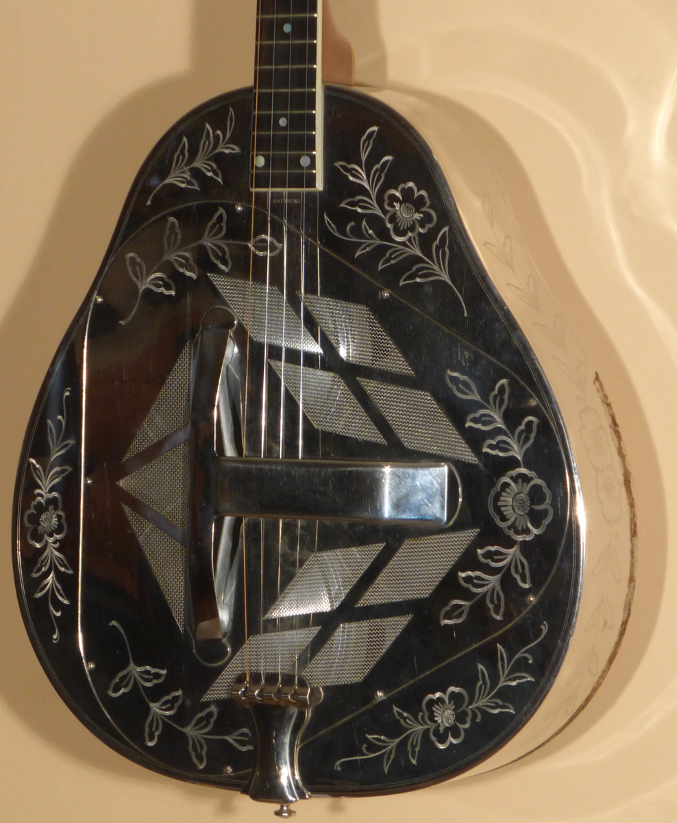 1928 National Style 2 Tricone Plectrum Product