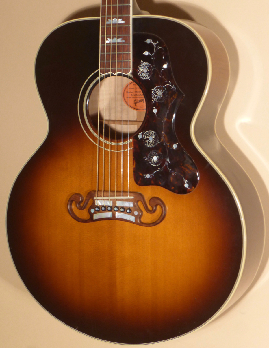 1995 Gibson J-200 VS 1958 Re-Issue Product
