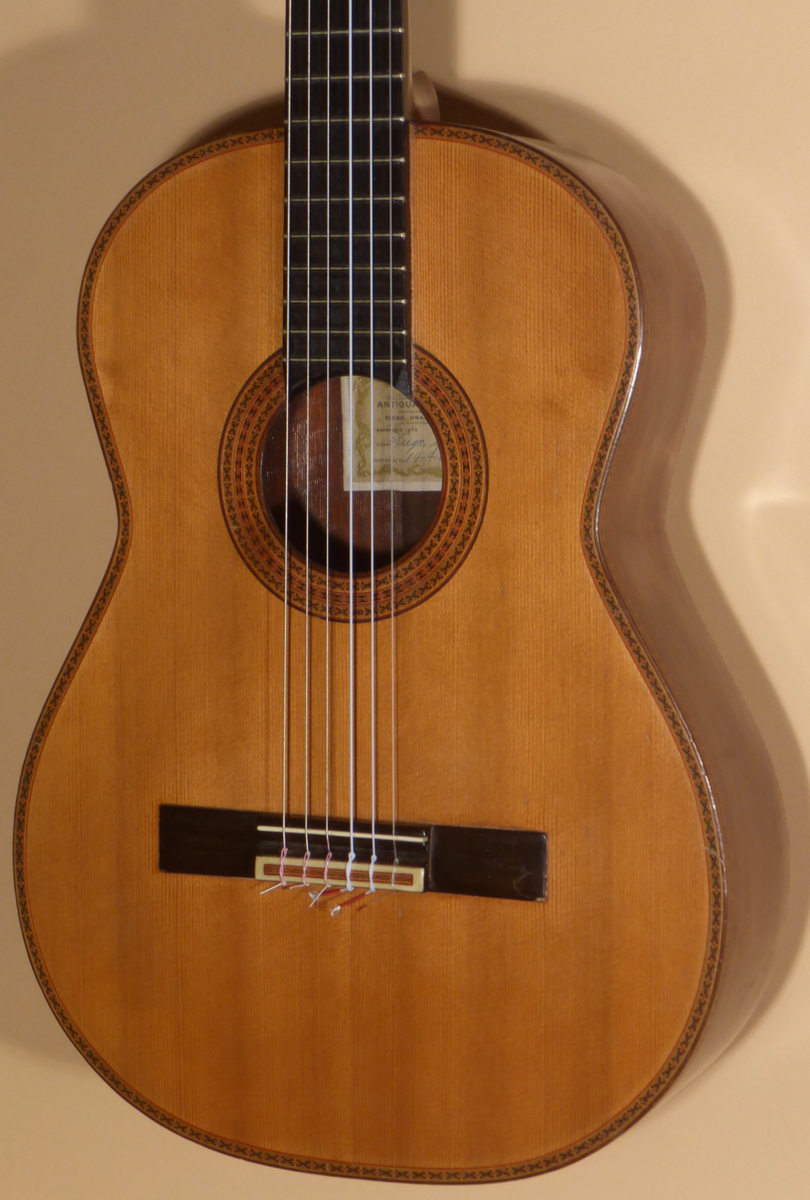 1964 Antigua Casa Nunez Exposicion Guitar Product