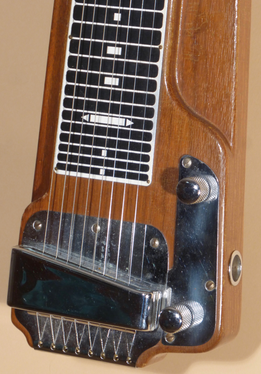 Fender Deluxe 8 Walnut Lap Steel Product