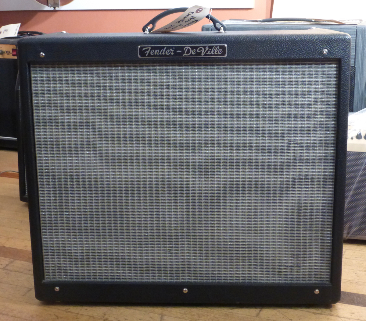 Fender Hot Rod Deville “212” Product